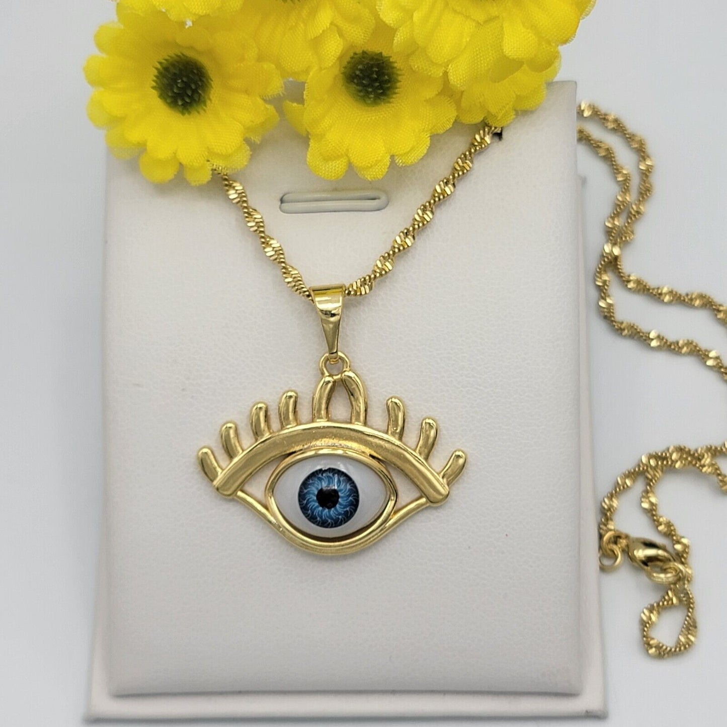 Necklaces - 14K Gold Plated. Eye Pendant & Chain.