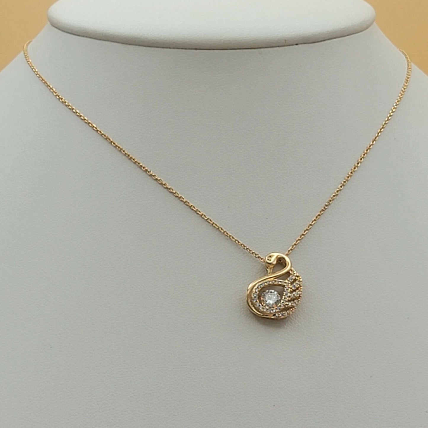 Necklaces - 18K Gold Plated. Clear Crystal Swan Pendant & Chain. Sparkle